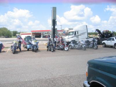 200808221334dvnvetgaryholdermexia.jpg